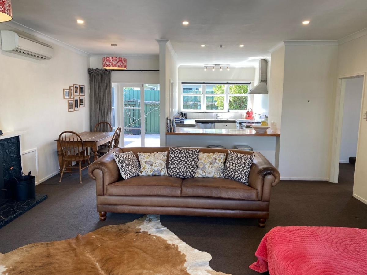 Hpg Villa Formerly Known As Pipi Hotel Havelock North Exterior foto